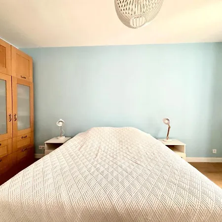 Apartman Spacious 4p Madeleine Department Stores