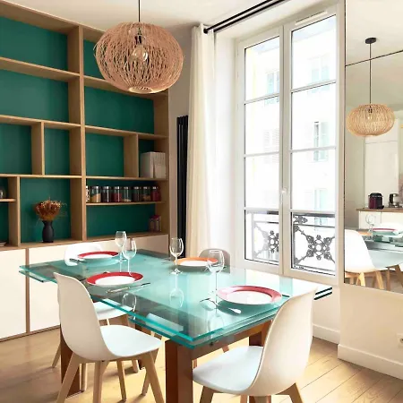 Spacious 4p Madeleine Department Stores Apartman *